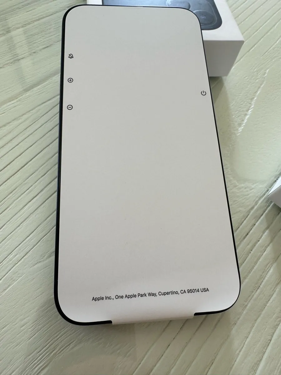 NEW : Apple iPhone 13 128GB (Boxed) - Image 3