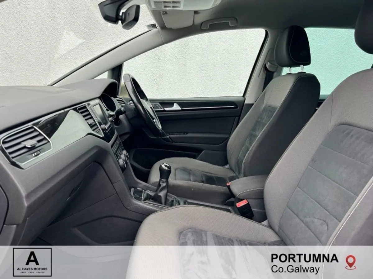 Volkswagen Golf SV 1.6 TDI 115 bhp Highline - Image 4