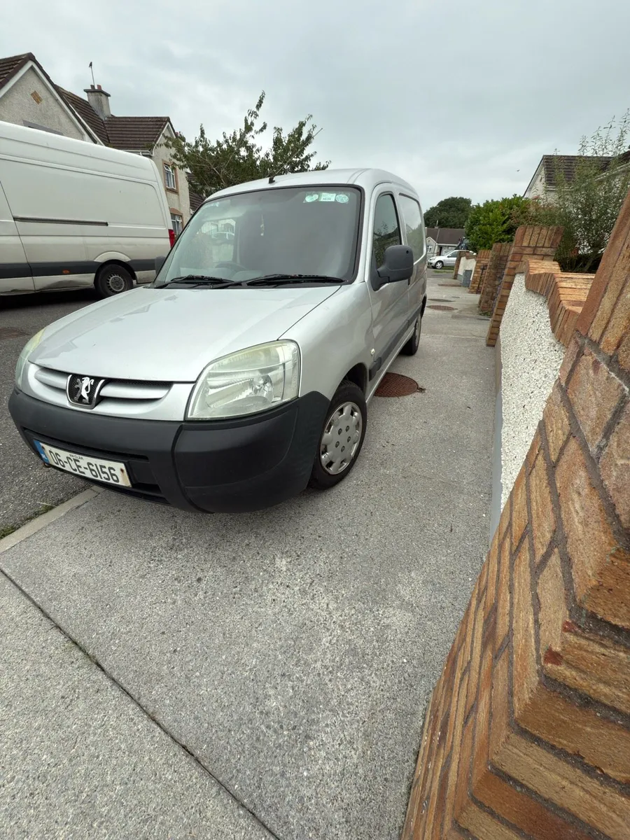Peugeot Partner Van 1.9d - Image 1