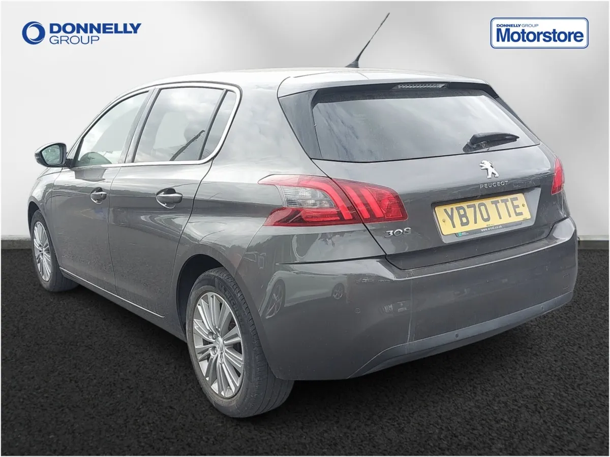 Peugeot 308 Diesel Hatchback Allure - Image 2