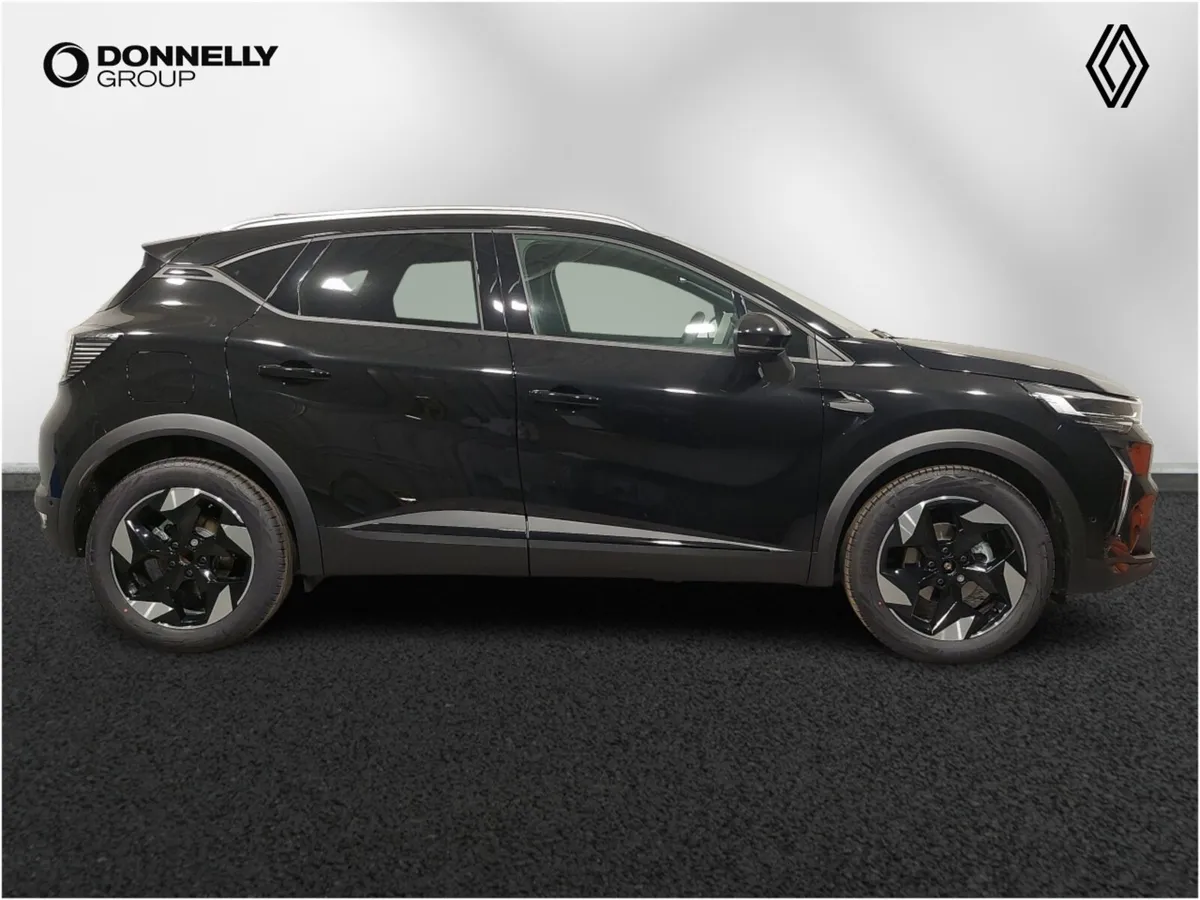 Renault Captur Hatchback Techno - Image 3