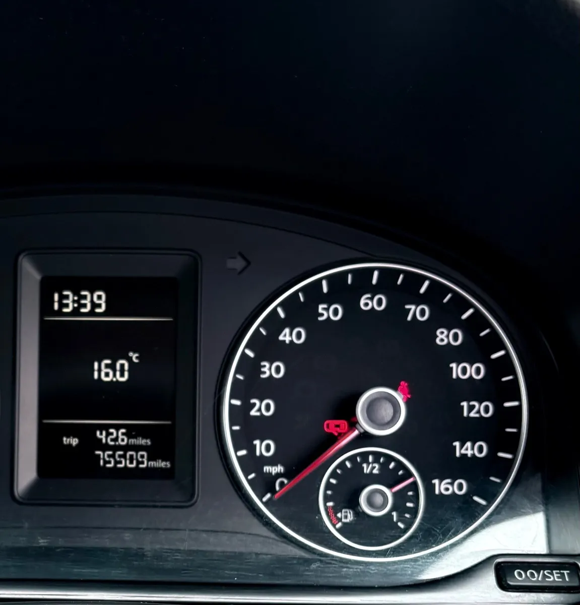 VOLKSWAGEN CADDY 2.0 - Image 2