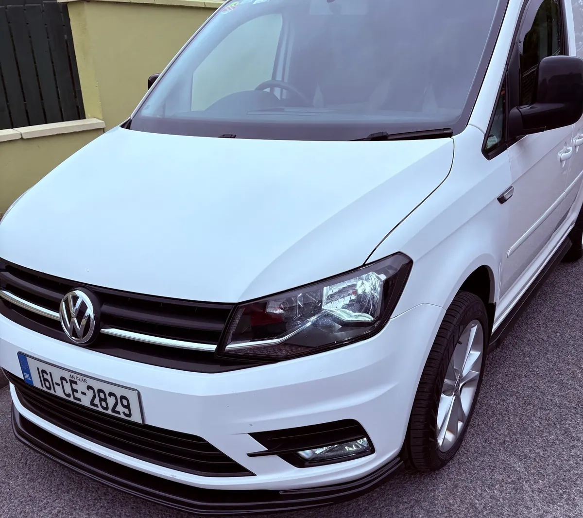VOLKSWAGEN CADDY 2.0 - Image 3