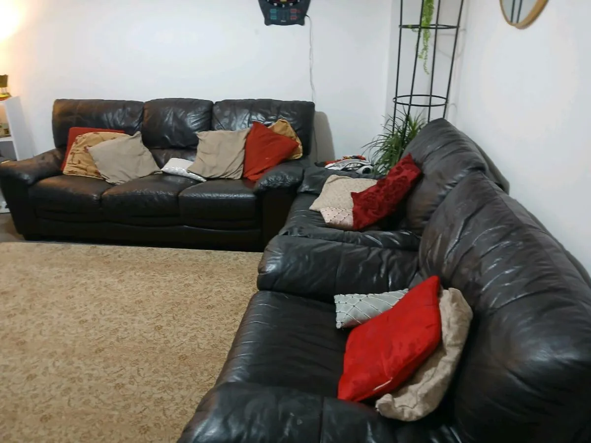 Sofa - Image 4