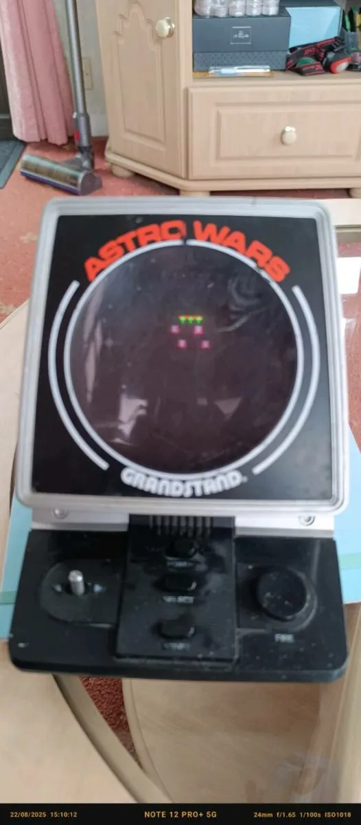Astro wars - Image 1