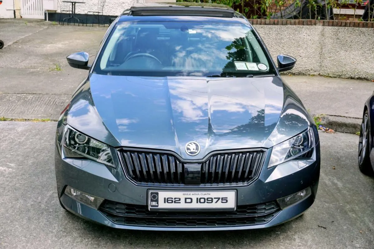 Skoda Superb 2.0 Tdi - Image 2