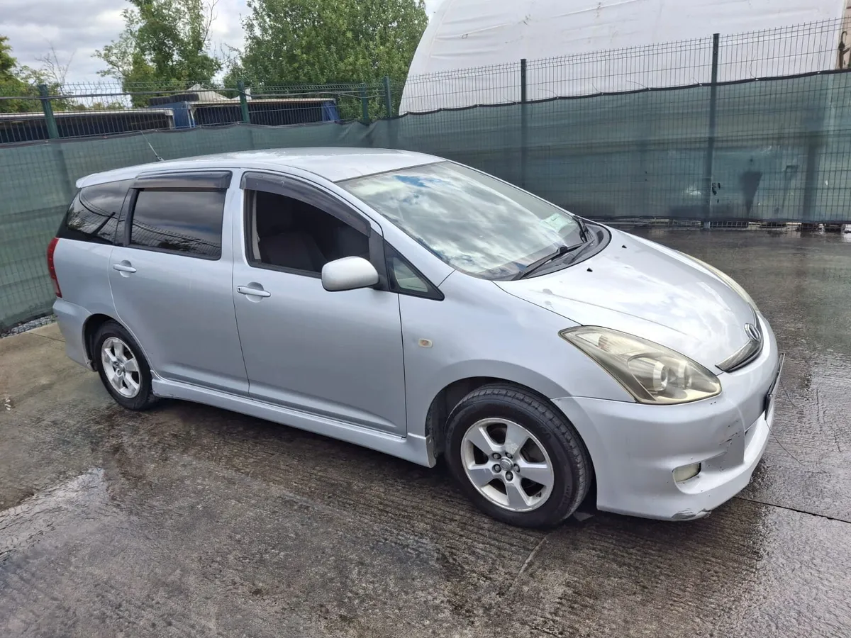 2006 Toyota Wish  Automatic - Image 1
