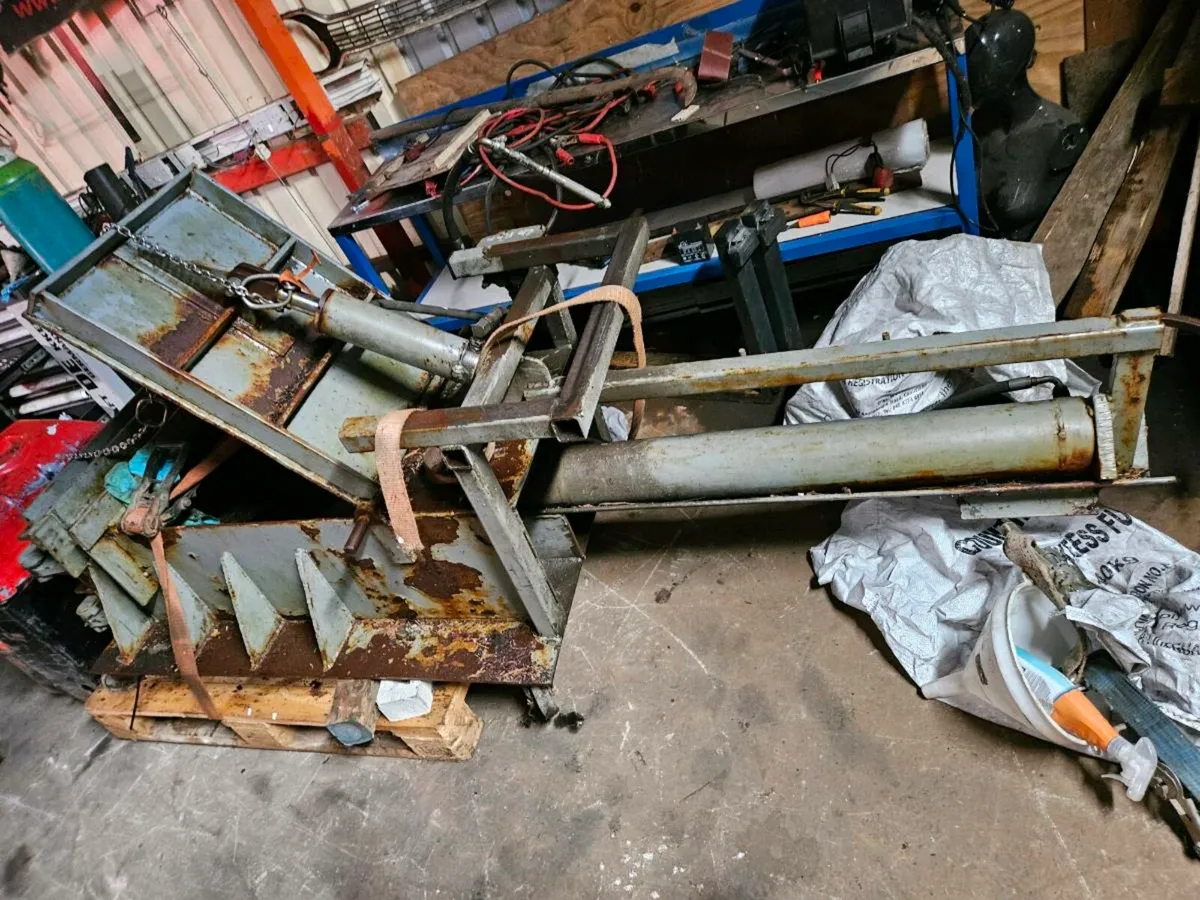 Hydraulic power pack scarp bailer - Image 2