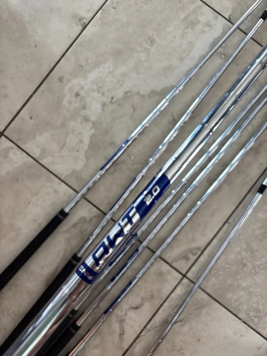 Ping G425 irons - Image 3