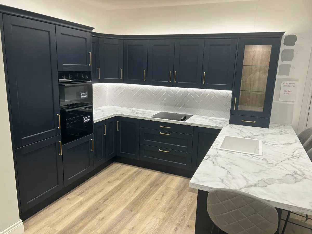 Kitchens - Image 4