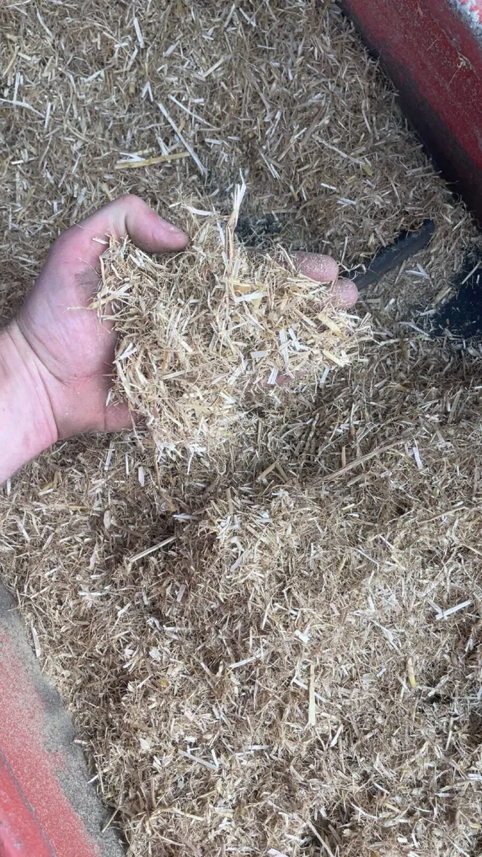 Milled wheaten straw for feeding - Image 1