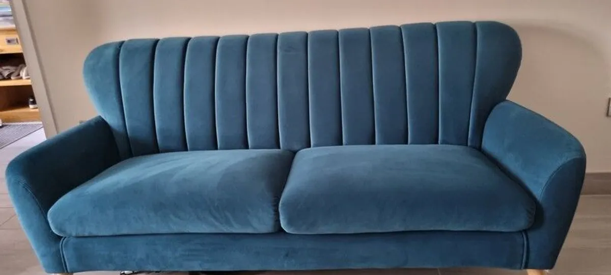 Two Seater Couch - Image 3