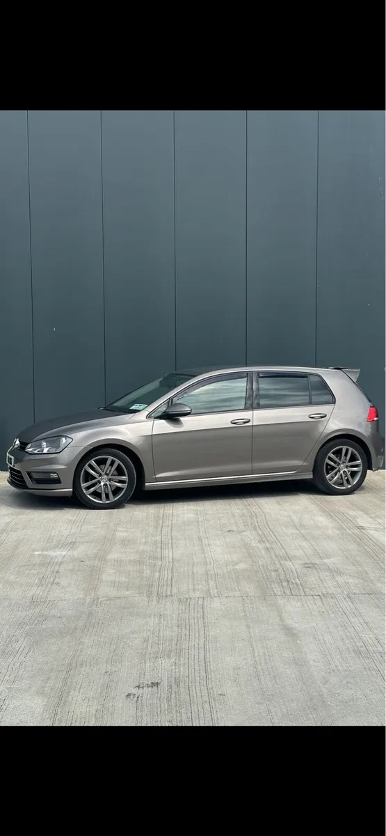 VW Golf R-line - Image 2
