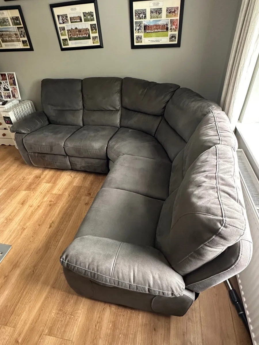 L-Shaped Couch with Recliners - Image 4