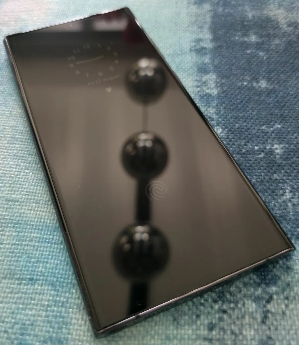 Samsung Galaxy S22 Ultra - Image 3
