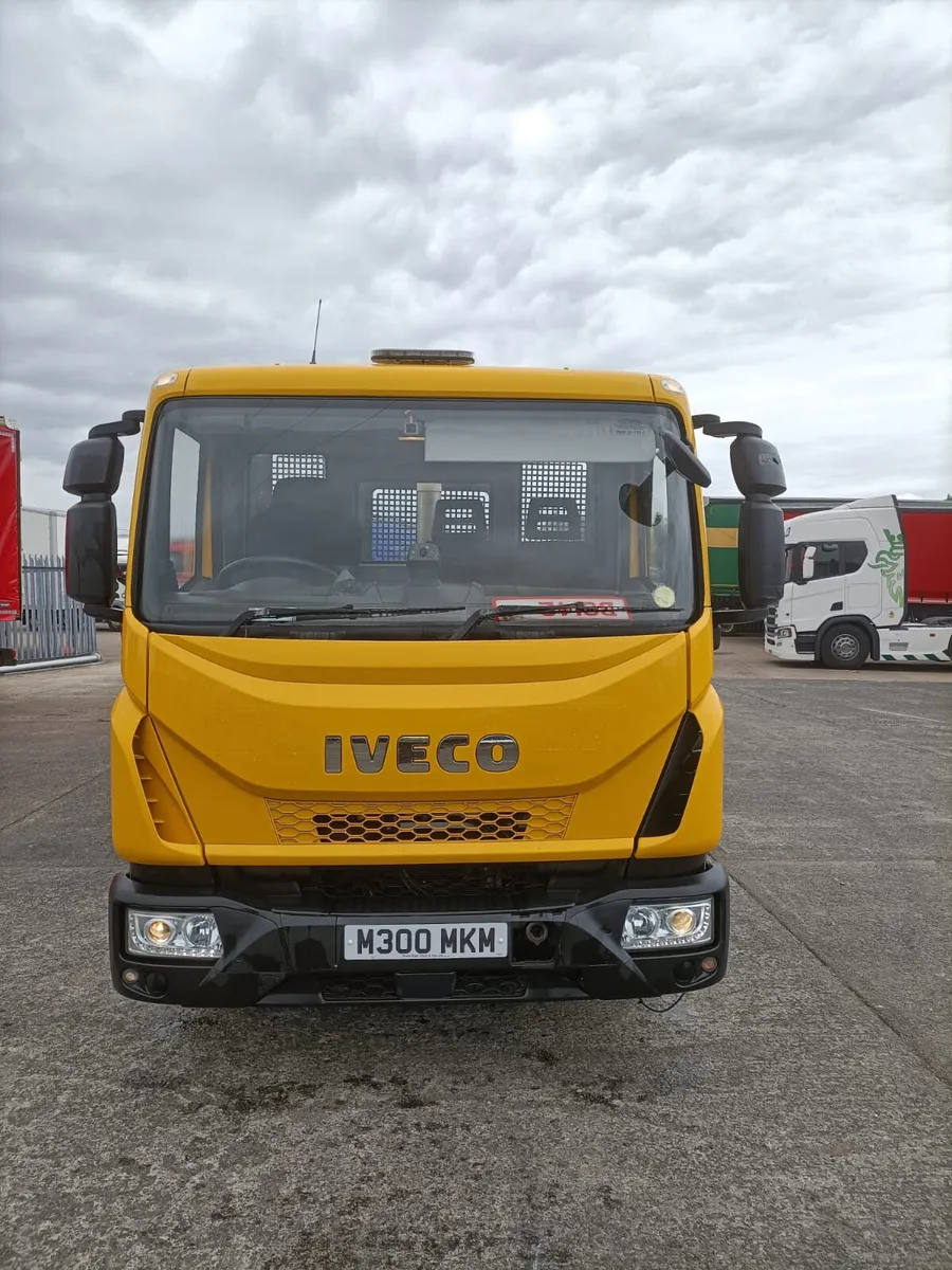 2020 Iveco 7.5 ton Tipper Manual gear box Tested - Image 4