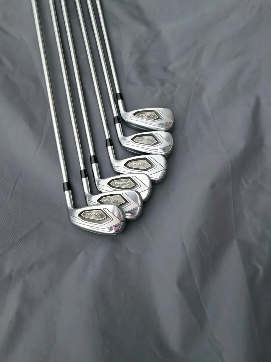 Golf clubs - Image 2