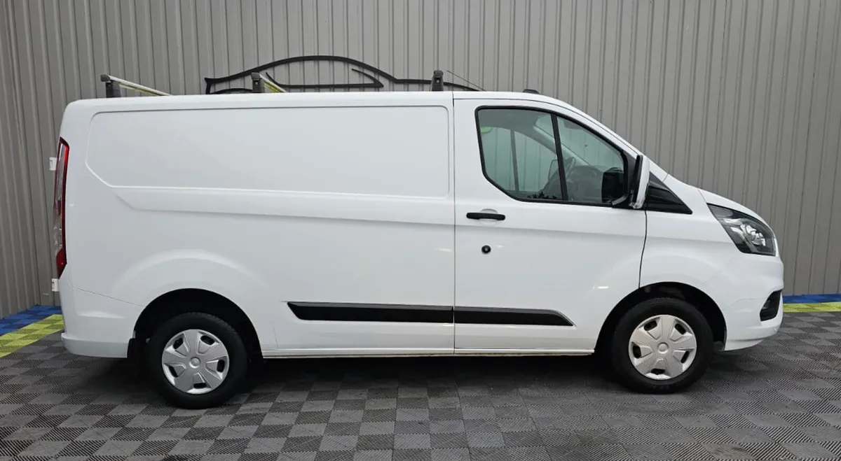 2020 Ford Transit  2.0D S TREND - Image 2