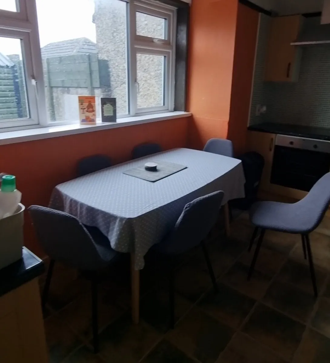 Kitchen Table & 6 Chairs - Image 4
