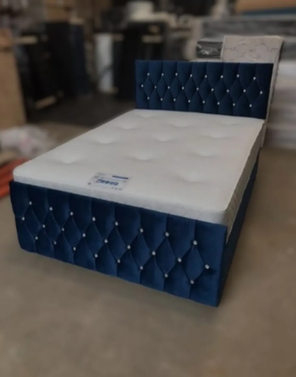 Chesterfield beds all sizes and colours - Image 1