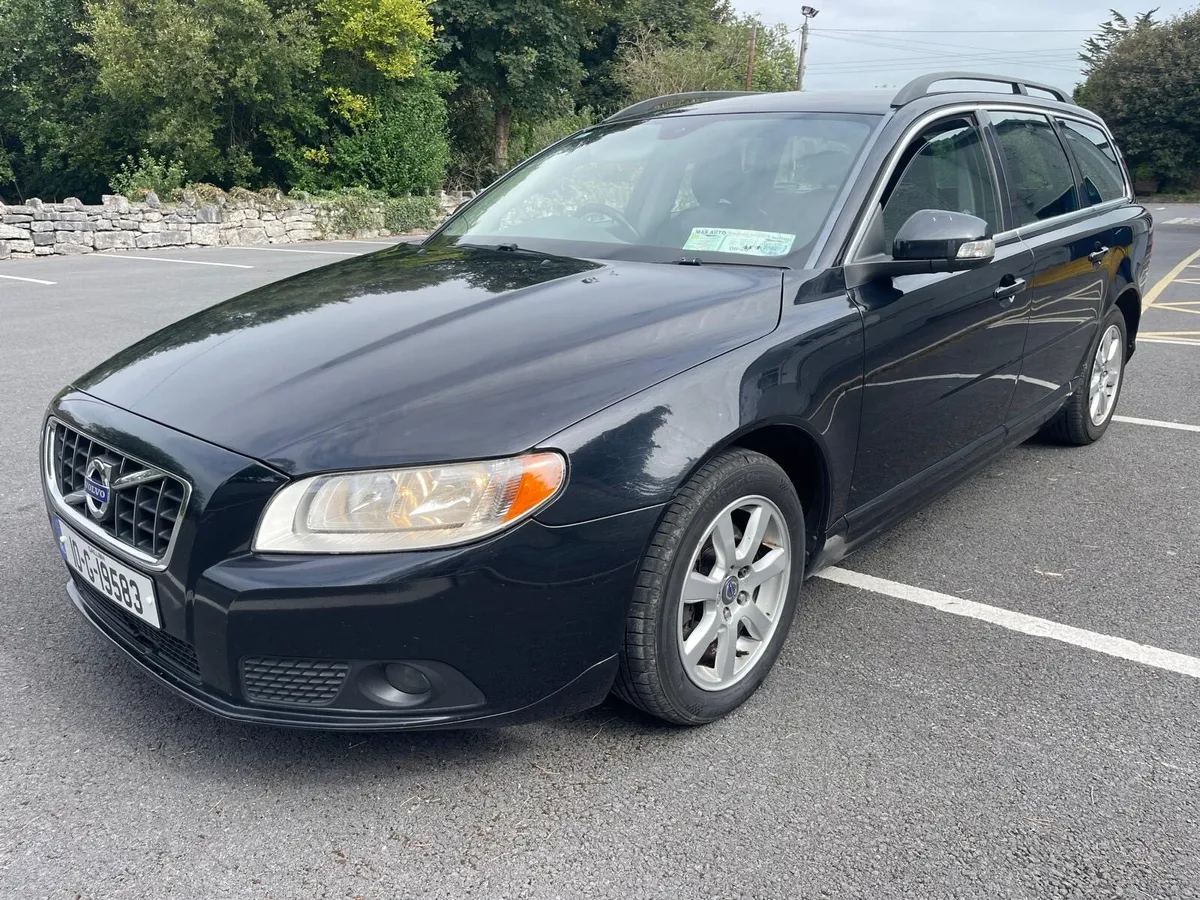 Volvo V70 new nct 08/26 Tax €200 - Image 3