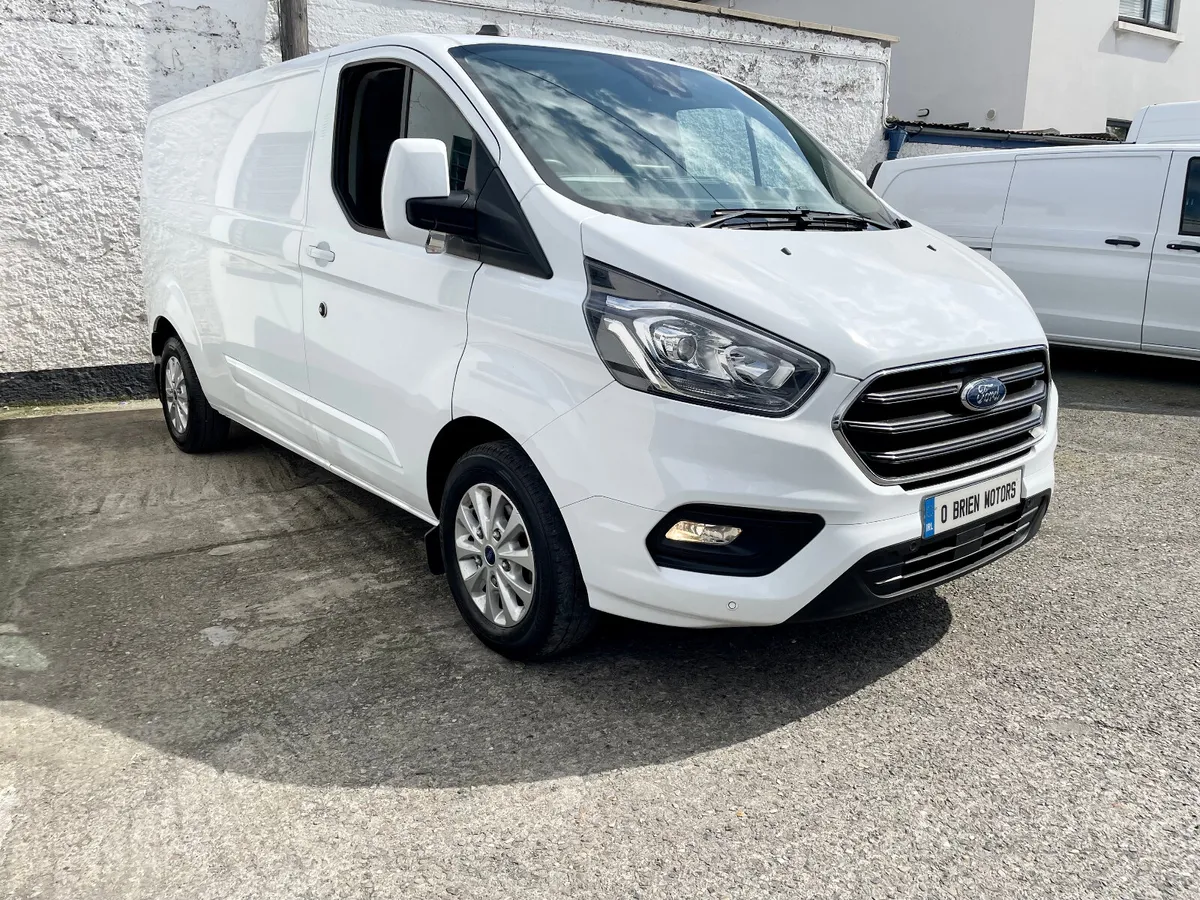 Ford Transit Custom  L2 Limited Edition 130PS,2023 - Image 1