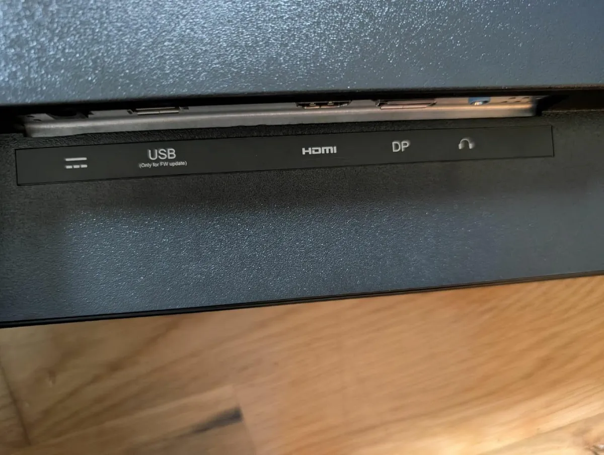 Hannspree LED Monitor - 4K UHD - 28" - Image 3