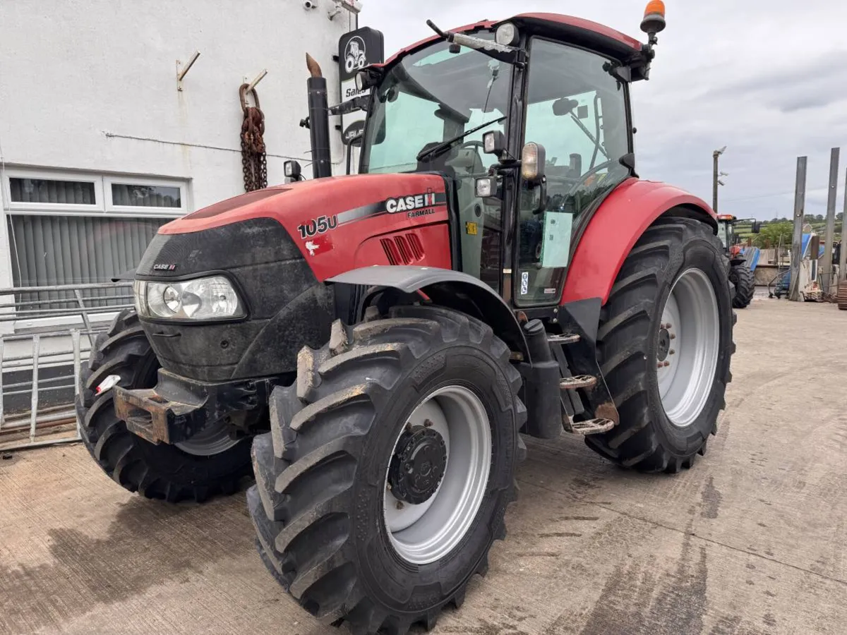 2015 Case 105 U Farmall - Image 1