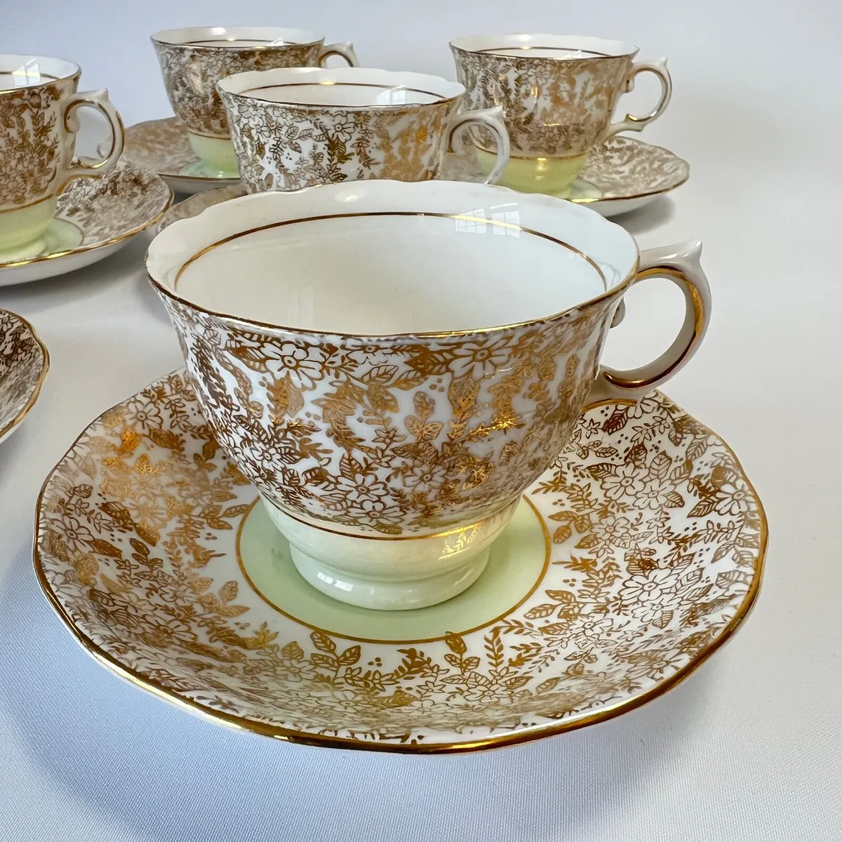 Rare Colclough Gold Harlequinn 6605 Tea set vintag - Image 3