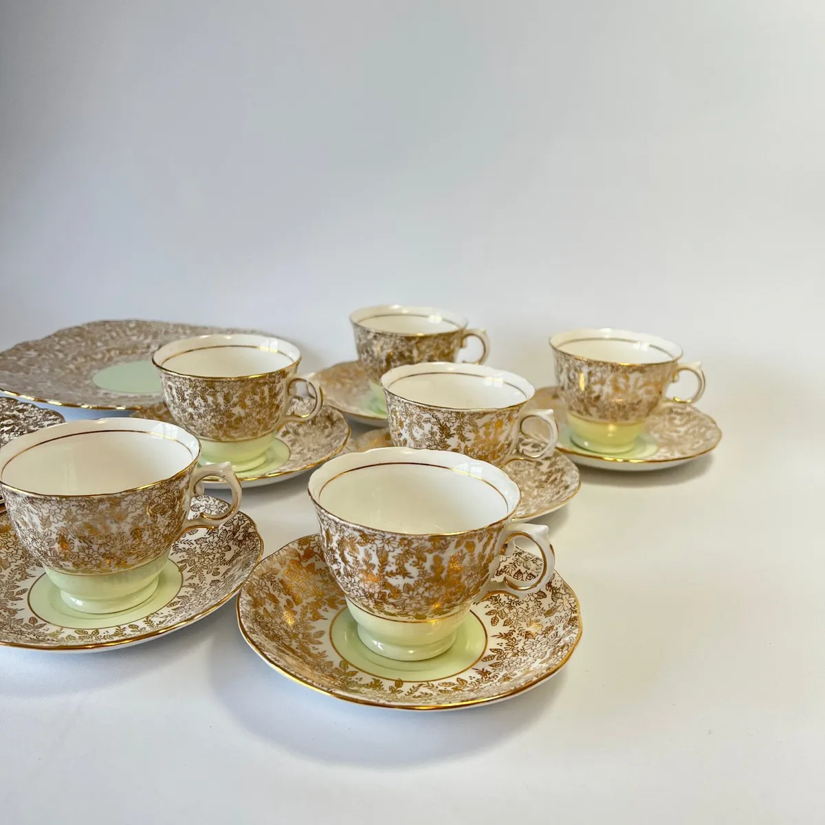 Rare Colclough Gold Harlequinn 6605 Tea set vintag - Image 4