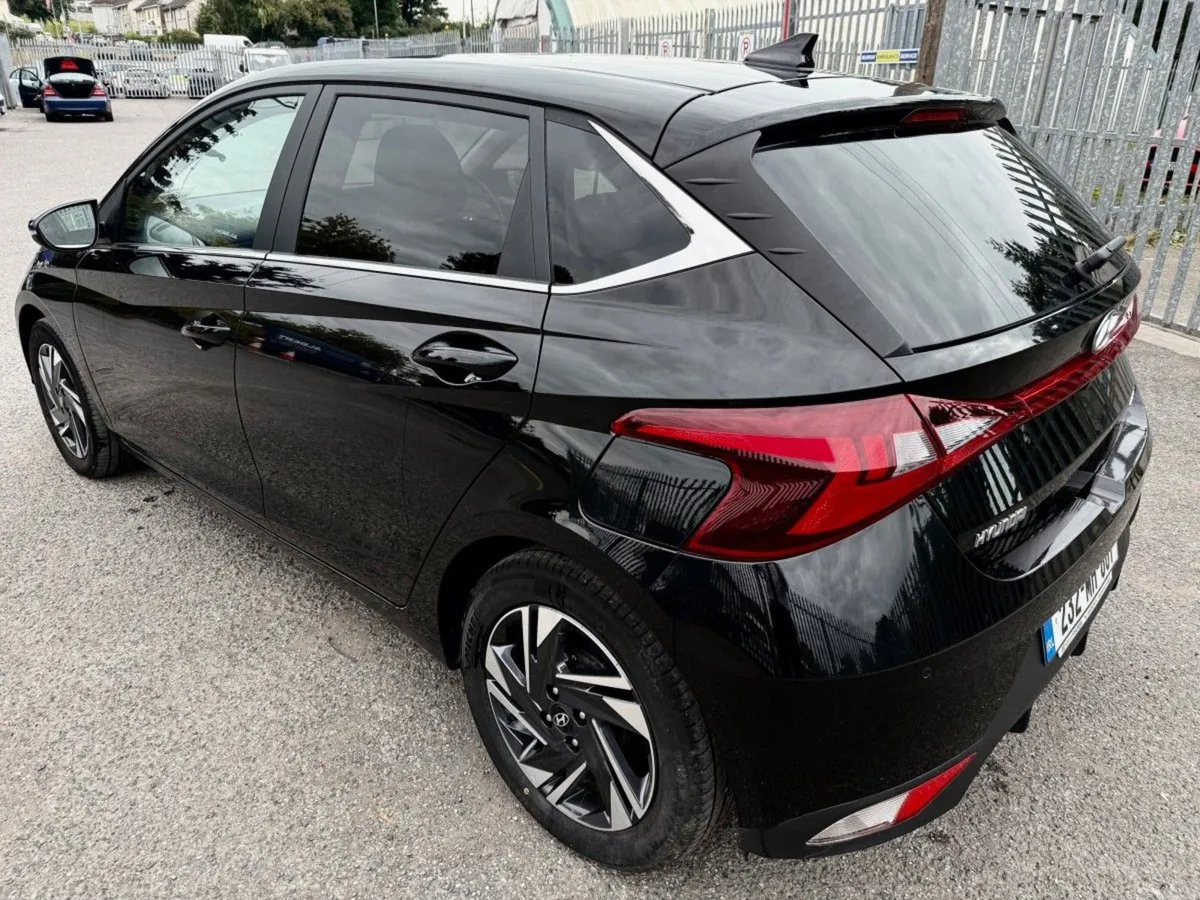 Hyundai i20 1.2i Deluxe Plus  just In low Kms - Image 4