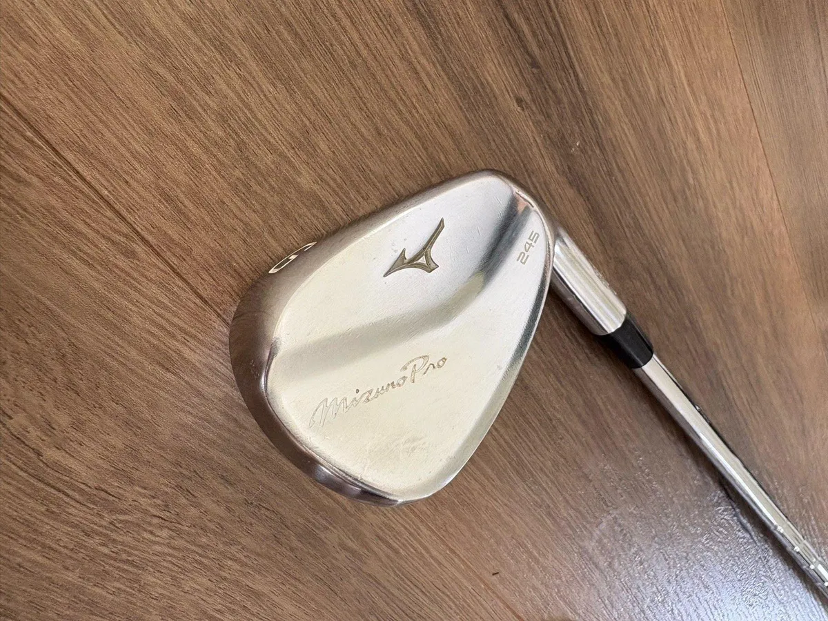 Mizuno Pro 245 Steel Irons Gents RH - Image 1
