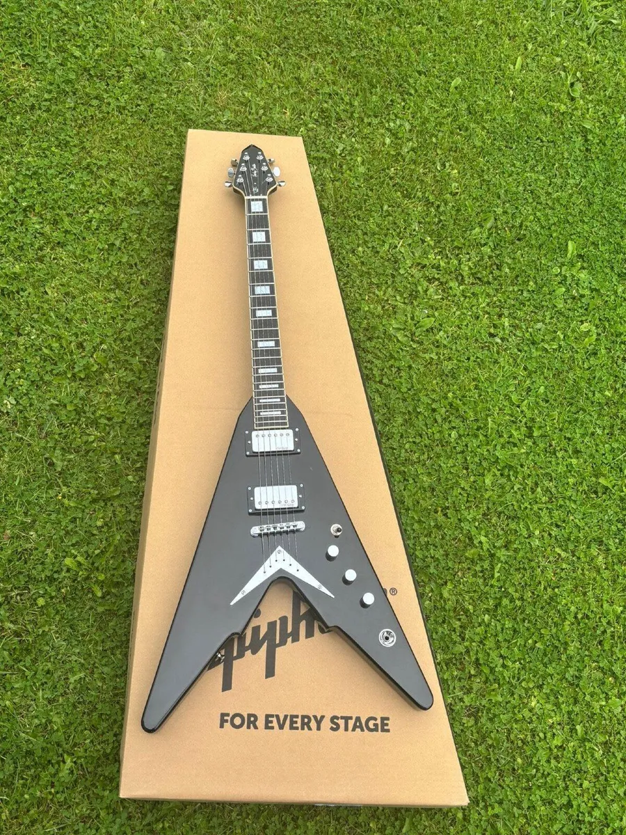 Harley Benton Flying V - Image 1