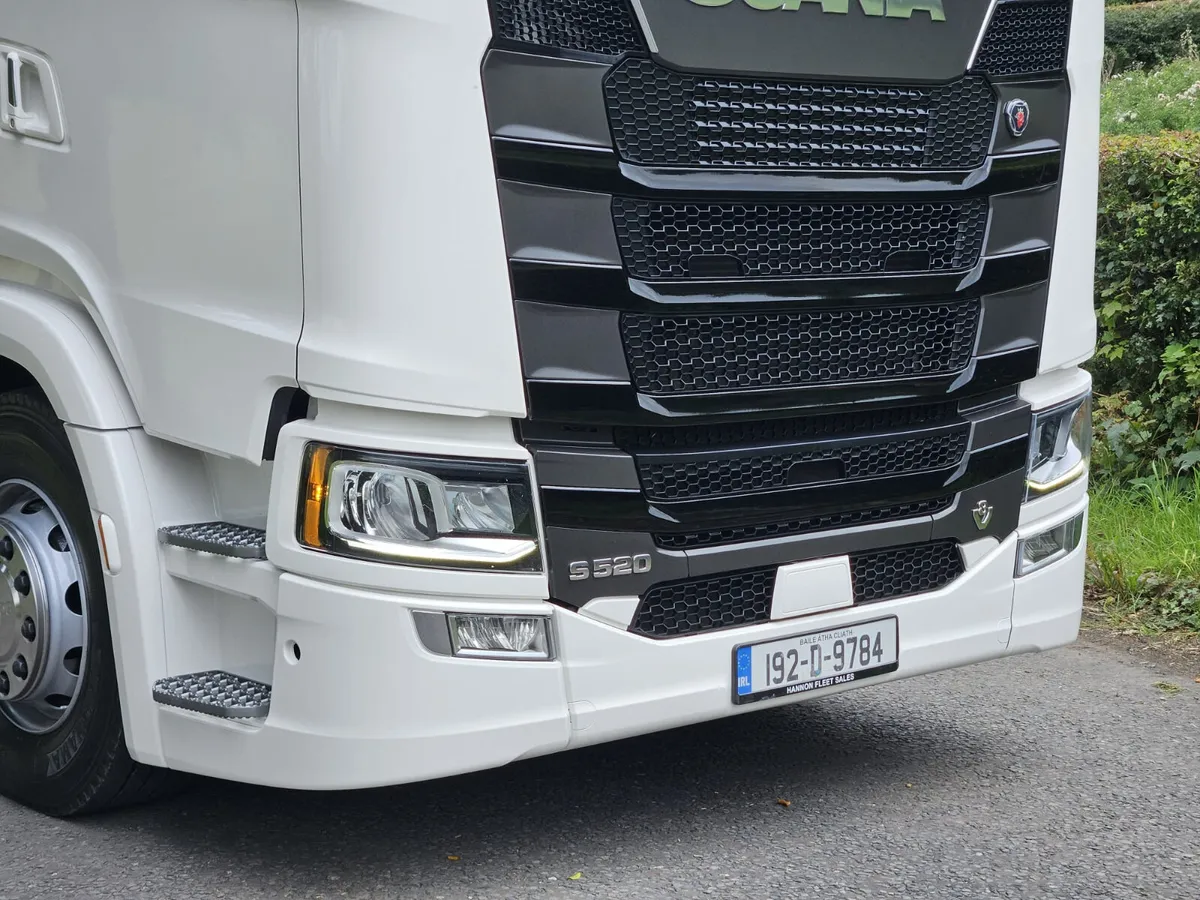 SCANIA S520 V8 - Image 3