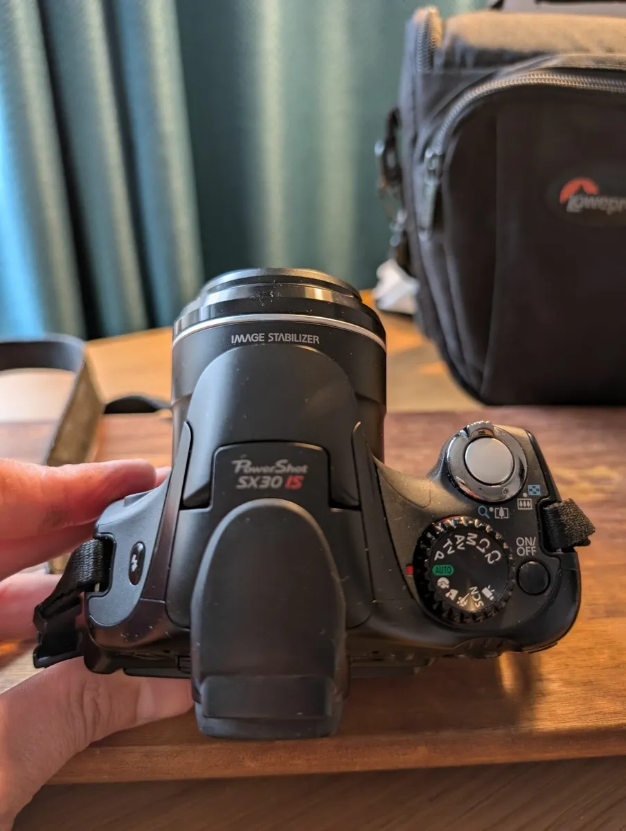 Canon PowerShot SX30 IS Digital Camera – Excellent - Image 4