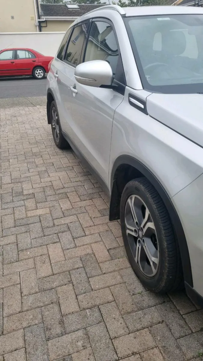 Suzuki vitara automatic Allgrip 4x4. - Image 2