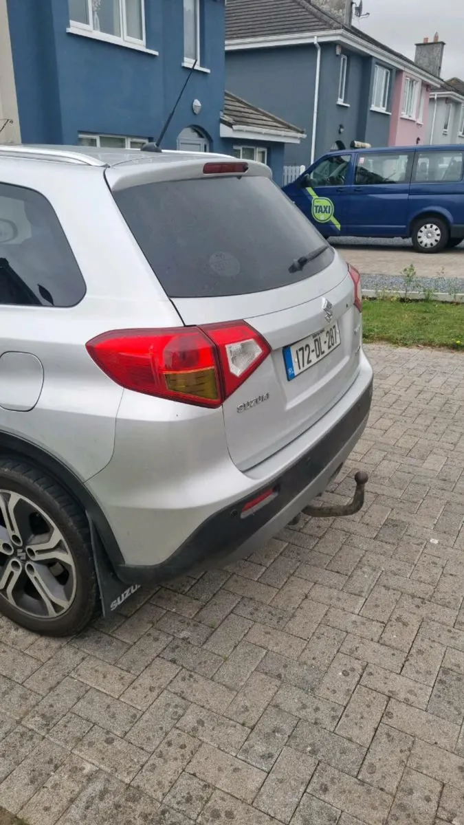 Suzuki vitara automatic Allgrip 4x4. - Image 4