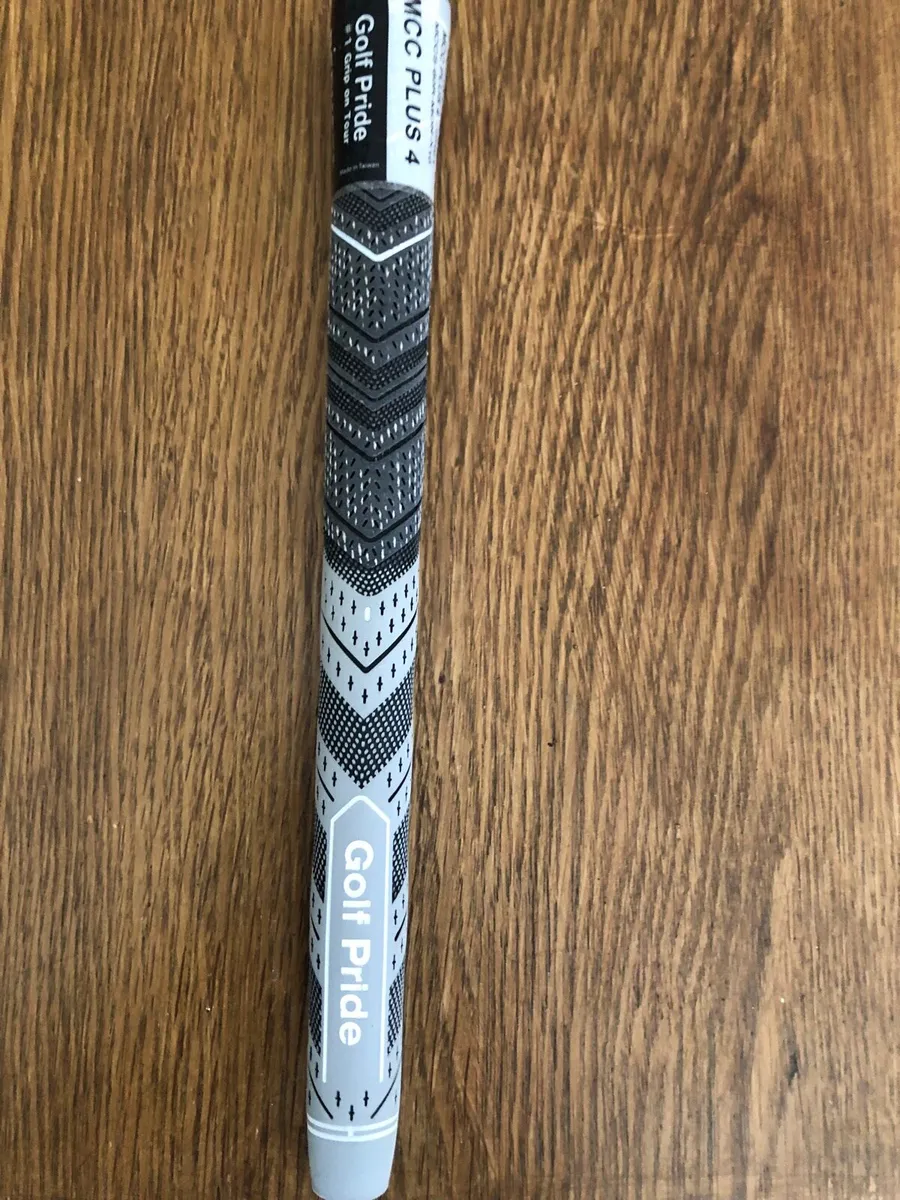 (10) MIDSIZE Golf Pride MCC Grips - Image 2