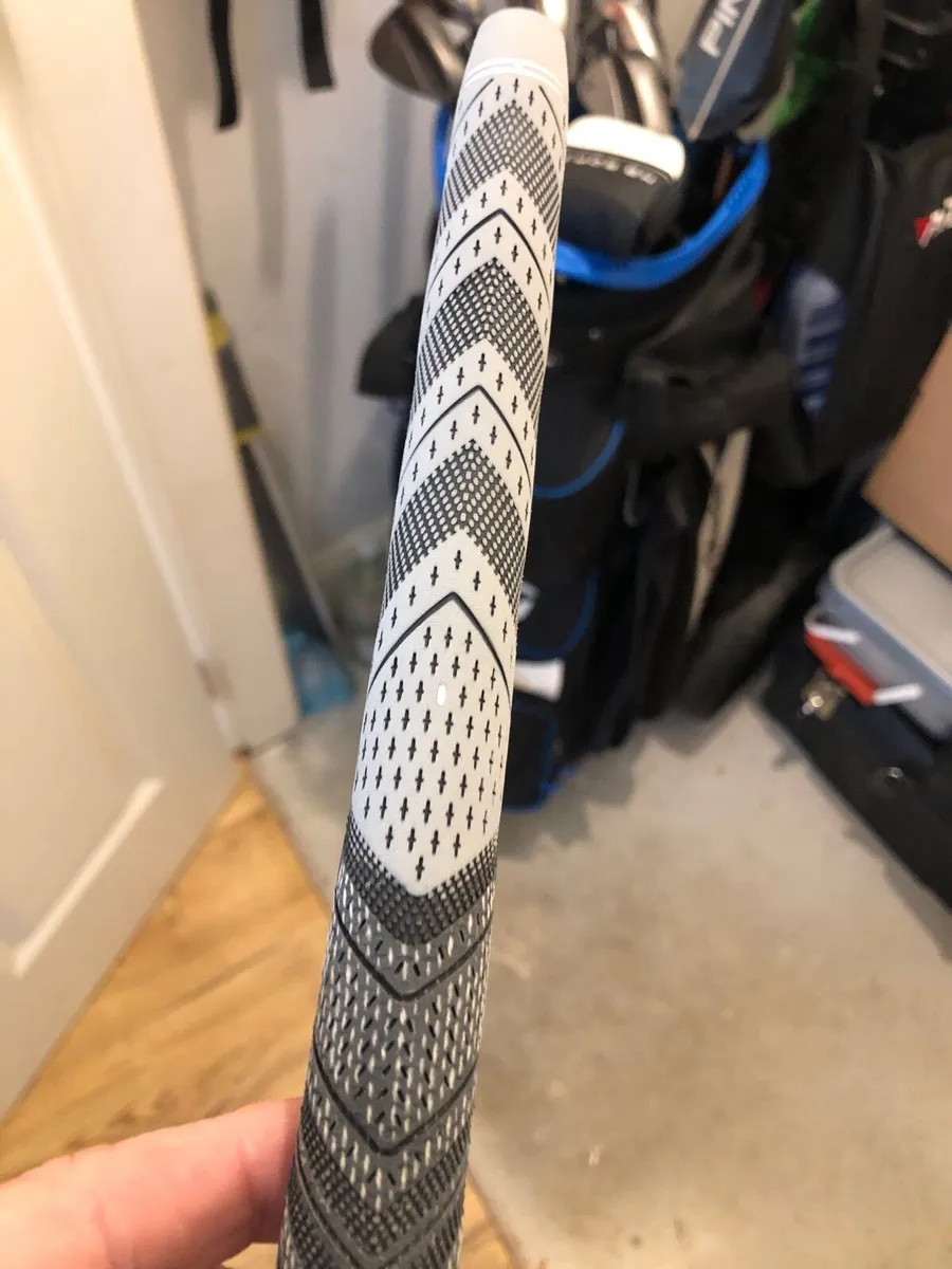 (10) MIDSIZE Golf Pride MCC Grips - Image 4