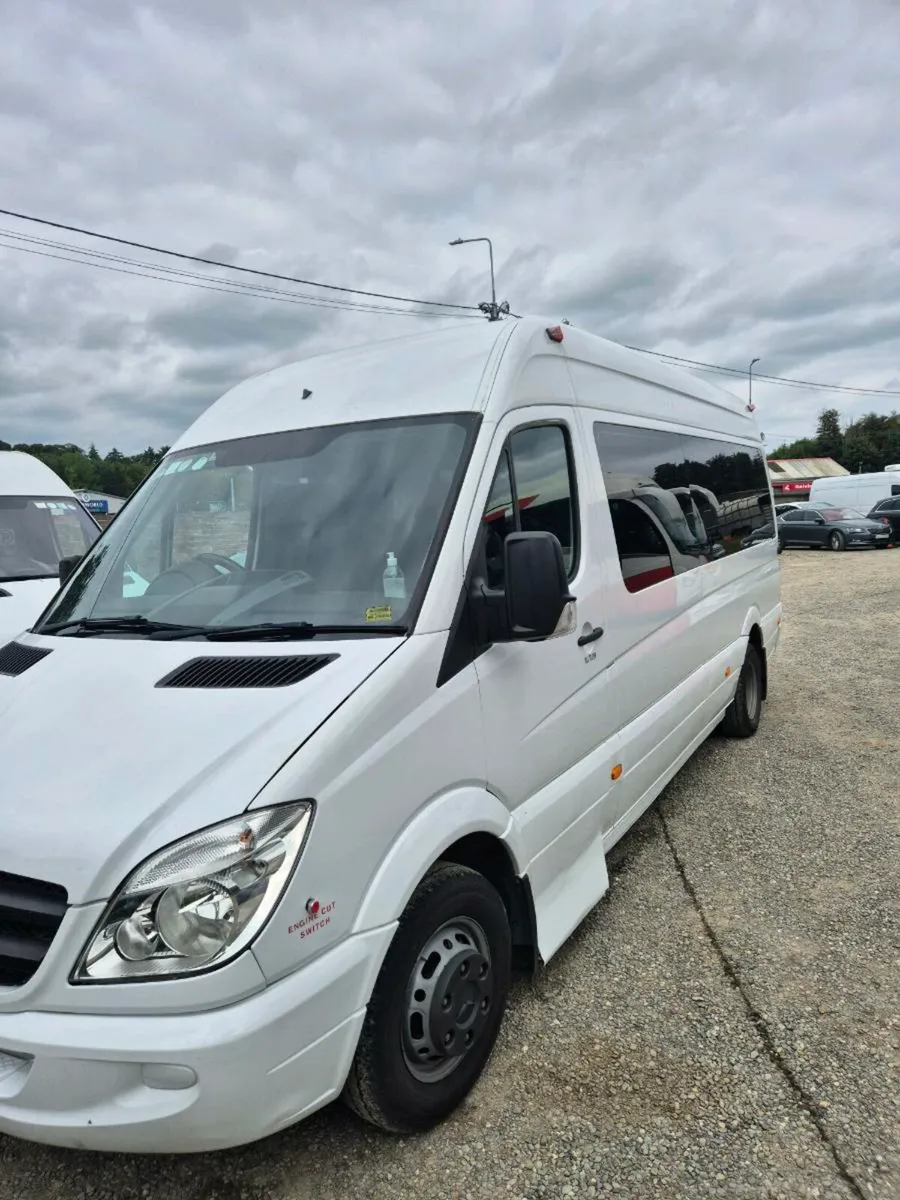 2008 18-seater sprinter for sale - Image 2