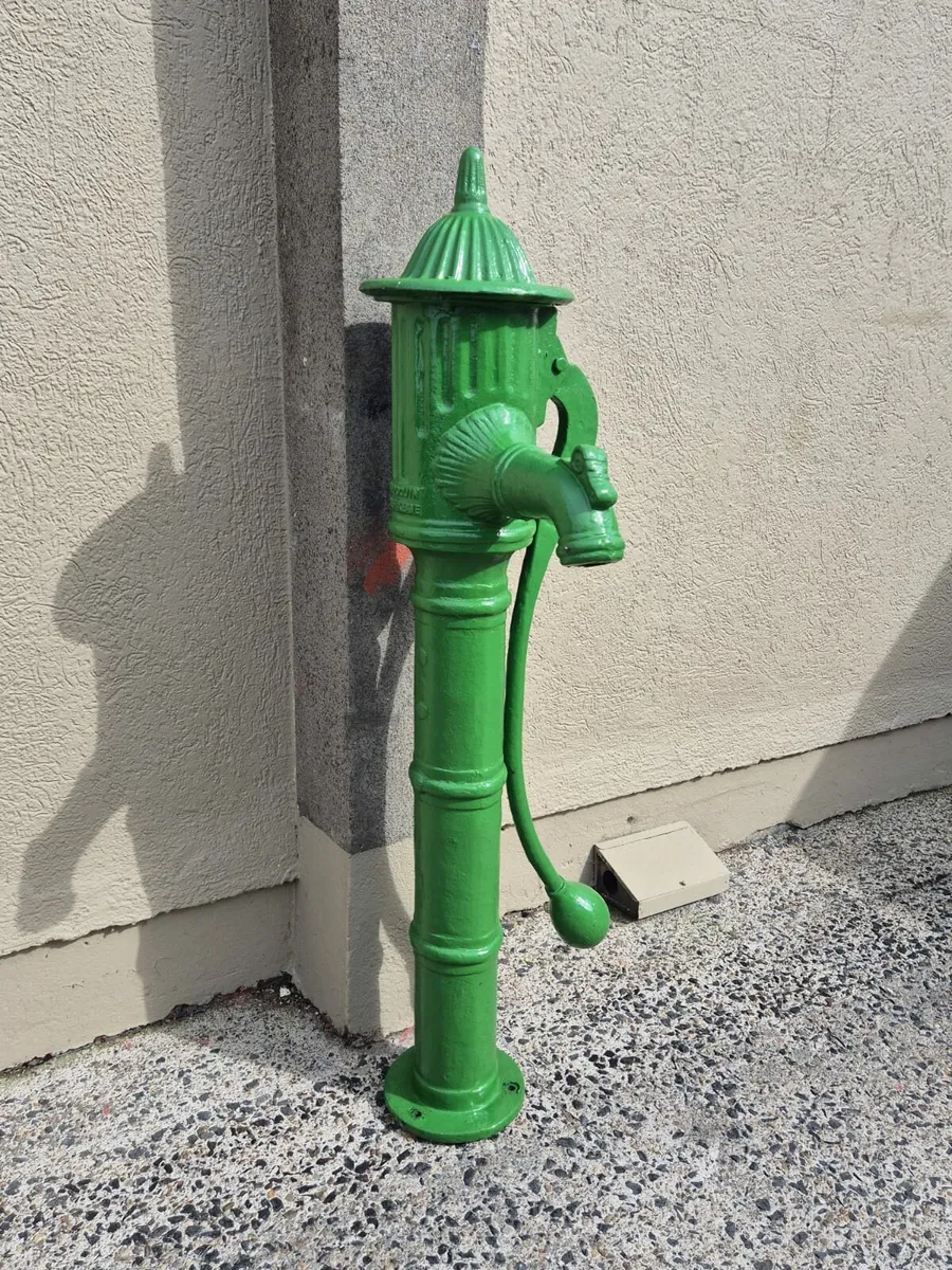 Water pump - Image 1