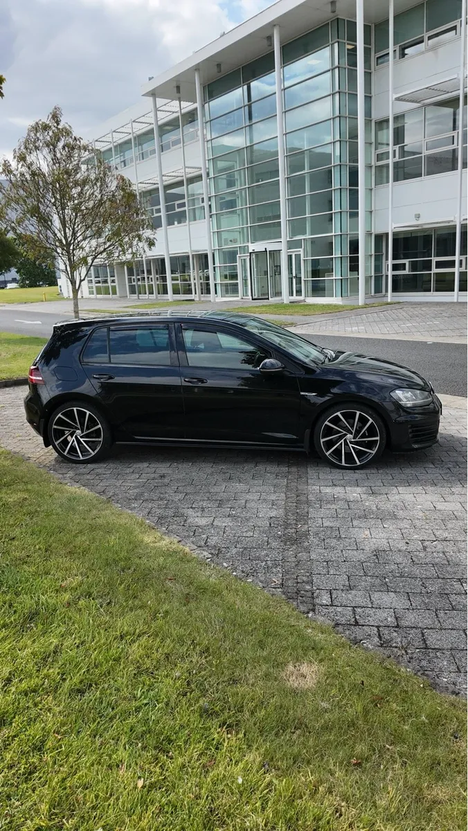 Volkswagen Golf GTD - Image 4