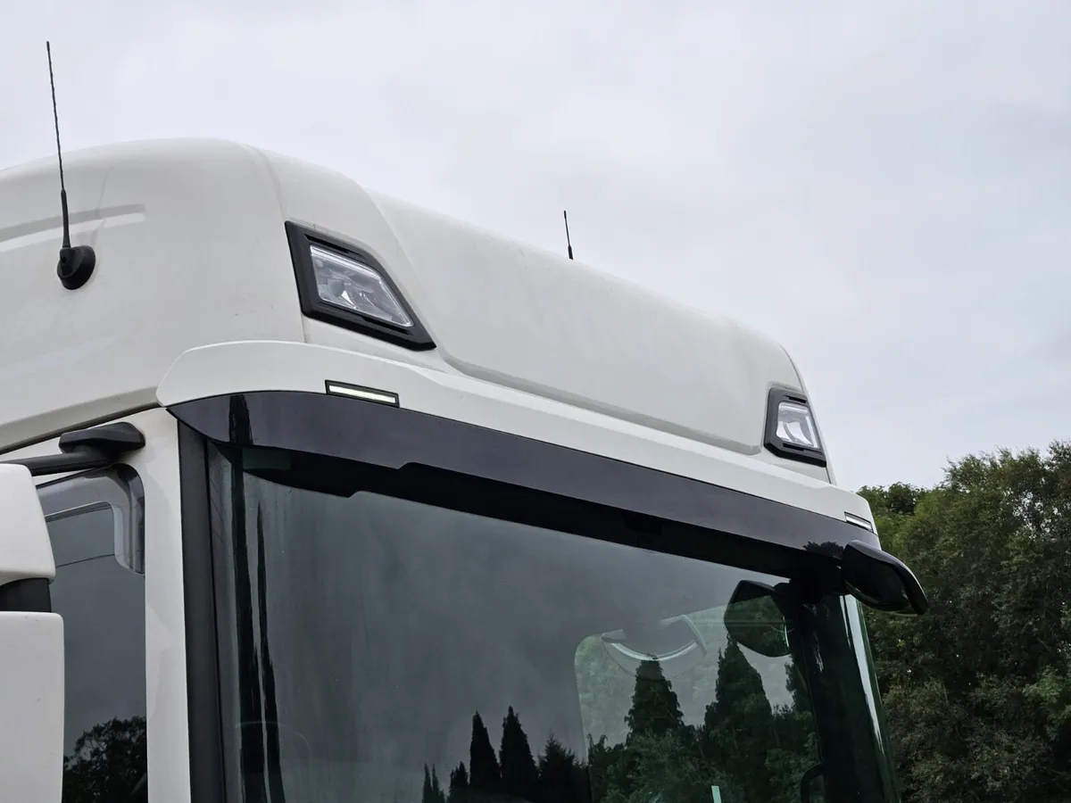 SCANIA S580 V8 - Image 4