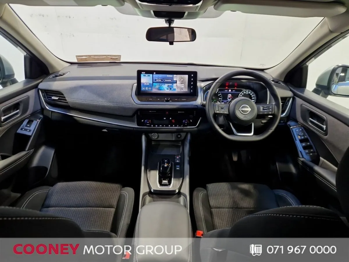 Nissan Qashqai ePOWER SV WITH COLD PACK - Image 2