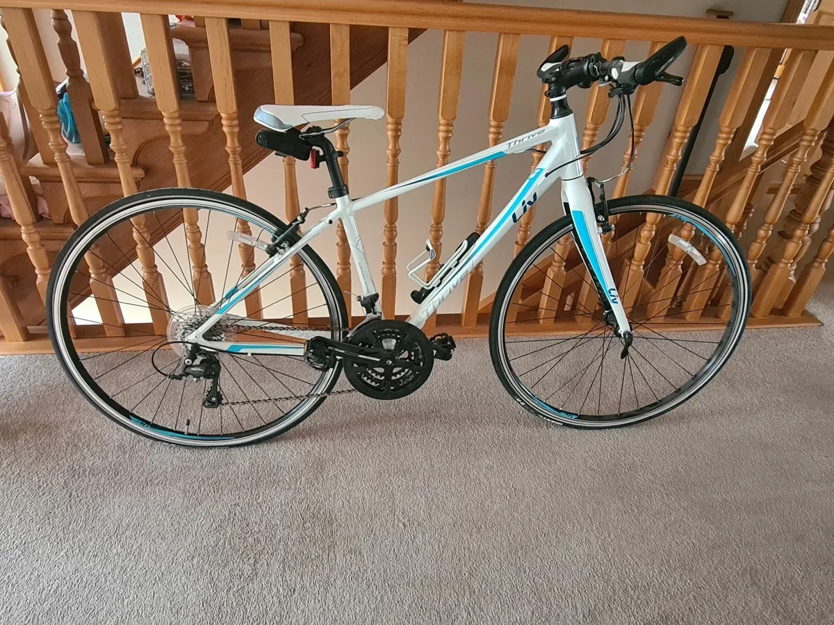 Womens Racing bike - Image 1
