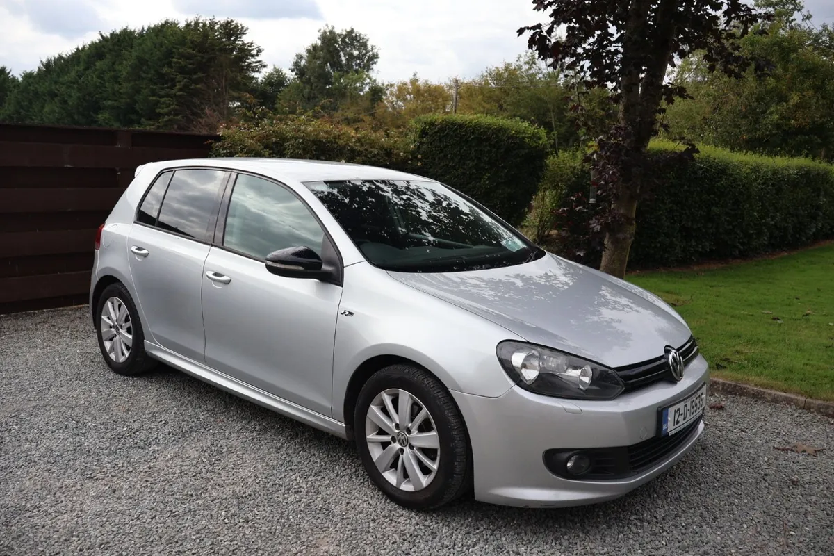 Volkswagen Golf 2012 - Image 1