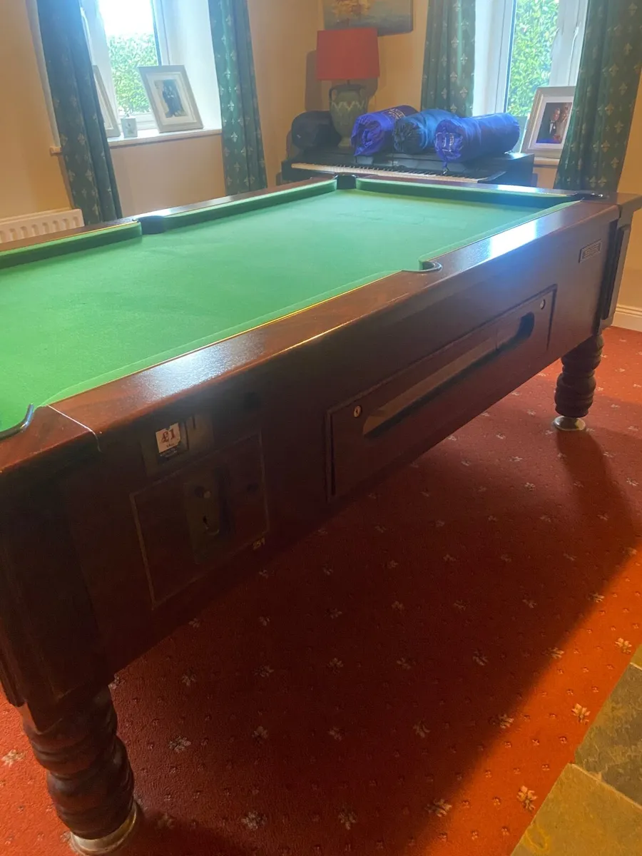 Pool table - Image 4