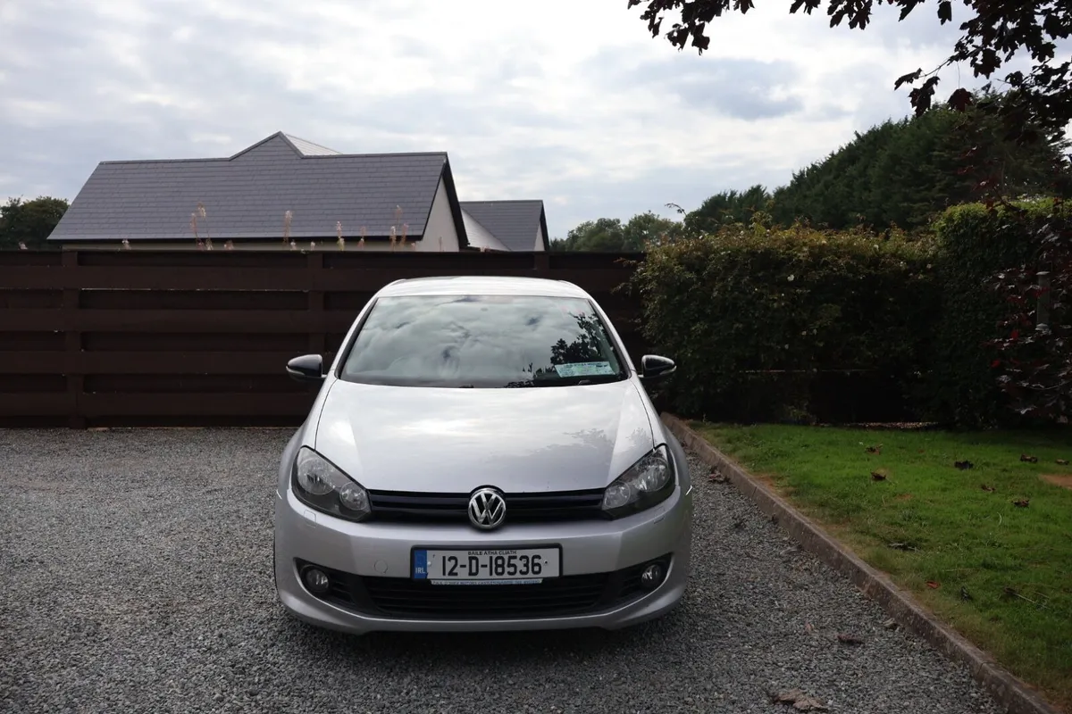 Volkswagen Golf 2012 - Image 2