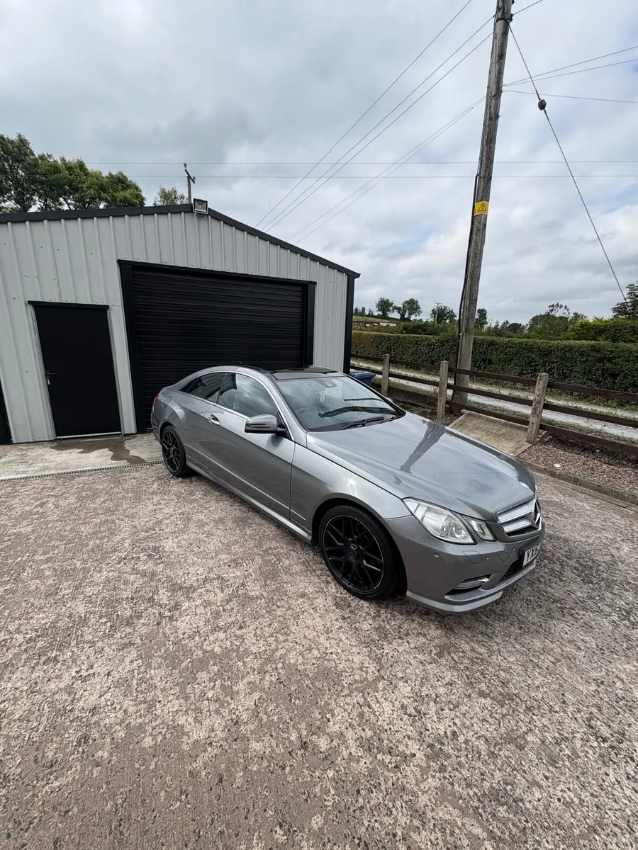 Mercedes-Benz E-Class 2013 - Image 1