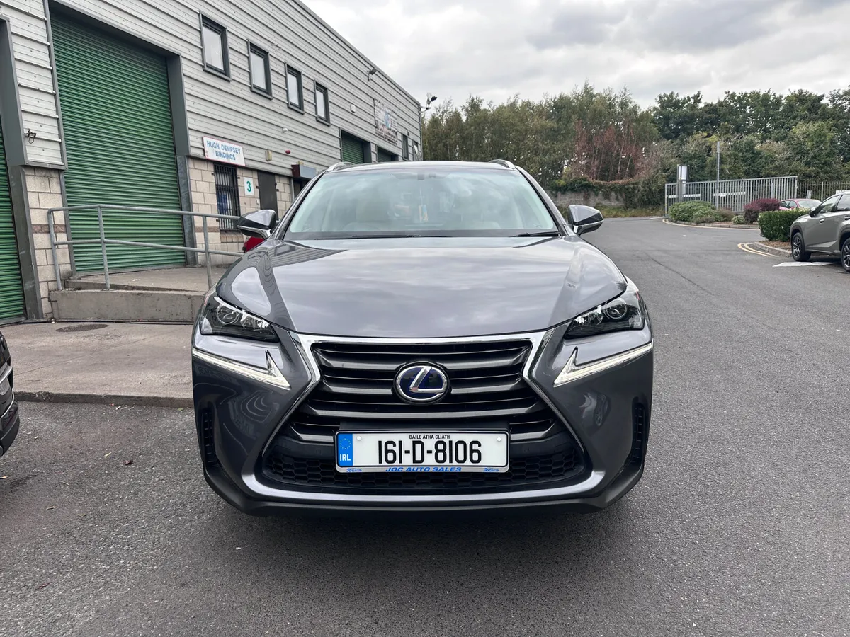Lexus NX300H Executive, 2016 - Image 4